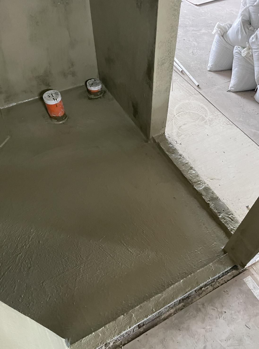 高雄衛浴防水地板排水孔